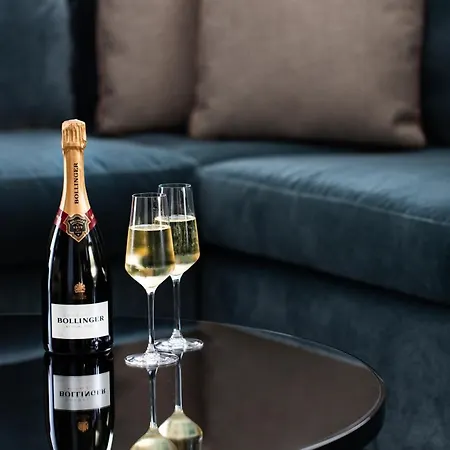 Aparthotel 15 Basil Street Knightsbridge, Luxury Serviced 5*