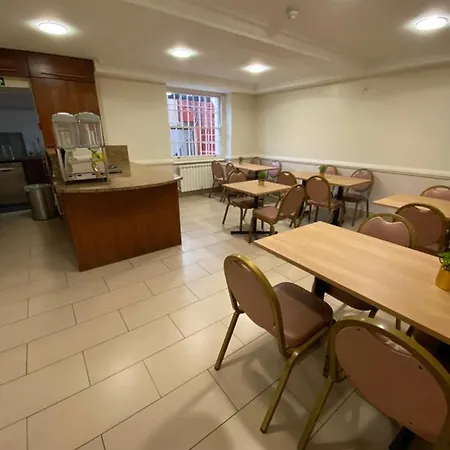 Hotel Orchard 3*