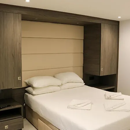 Imperial Court Apartman London