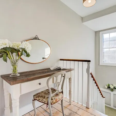 Apartment Victoria Belgravia Townhouse