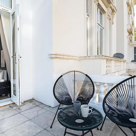 Queensberry Place By Stayo