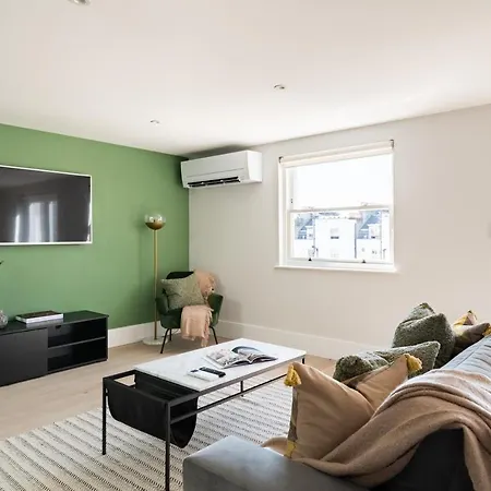 Queensberry Place By Stayo London