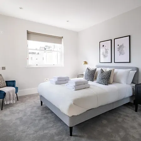 Apartment Queensberry Place By Stayo *