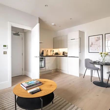 Apartment Queensberry Place By Stayo London