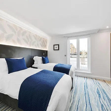 Commodore Hotel Londra