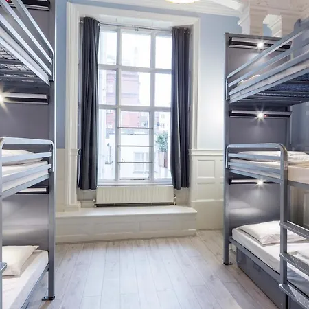 Astor Kensington * London