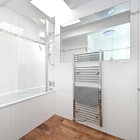 Appartamento Soho, Piccadilly & Chinatown - Two Bedroom & Two Double Beds *