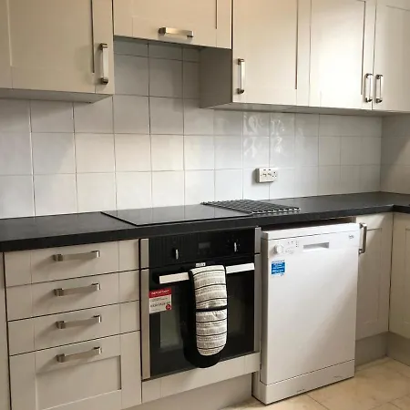 Apartment Entire Flat Very Comfortable 1 Bedroom
