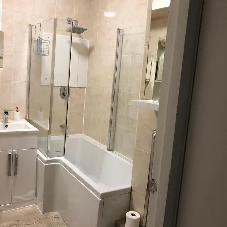 Apartment Entire Flat Very Comfortable 1 Bedroom