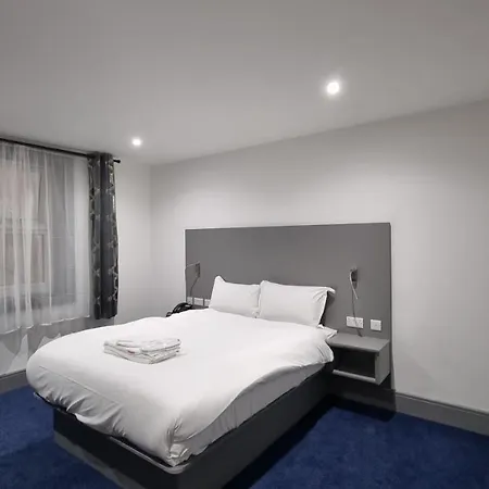 Hotel Dreams - Park View