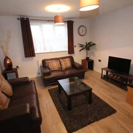 Holden Court - 3 Apartment West Drayton (Middlesex)