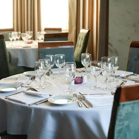 Berwick Manor Hotel 3*