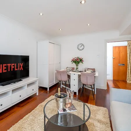 Apartamento Crossharbour Canary Wharf 2 Bed Duplex
