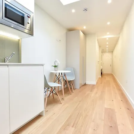 Ξενοδοχείο με διαμερίσματα Earls Court East Serviced By Stayprime