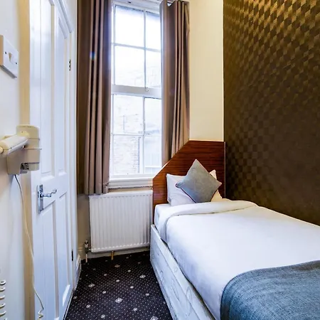 The Park Hotel 2*