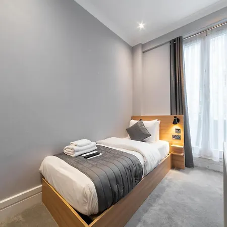 Gainsborough 4* London