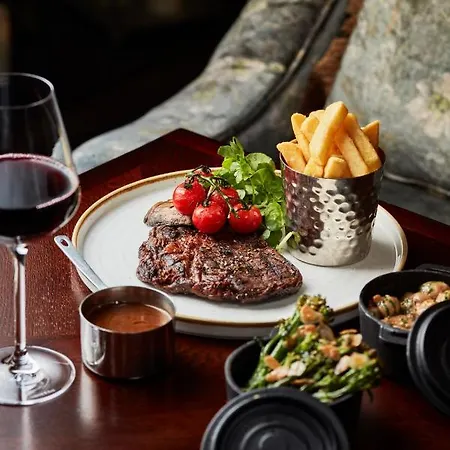The Clermont London, Charing Cross Hotel 4*