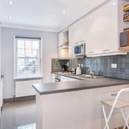 Beautiful 1 Bedroom In Victoria * London