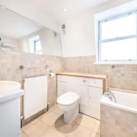 Apartment Beautiful 1 Bedroom In Victoria