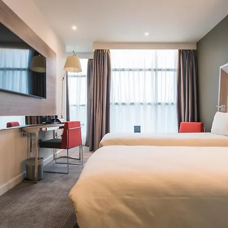 Novotel London Heathrow Airport T1 T2 And T3 Hotel 4*