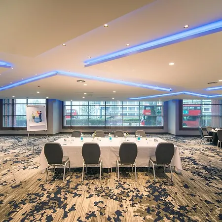 Novotel London Heathrow Airport T1 T2 And T3 Hayes (Greater London)
