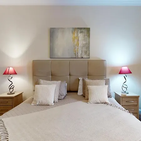 Park Lane Apartments/shaw House לונדון