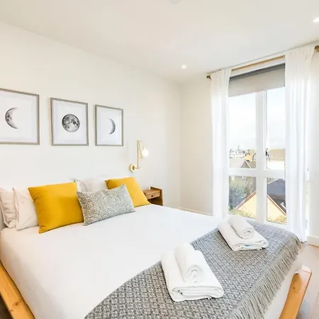 Luxury 2bd Flat Wterrace And Amazing Views Apartment *