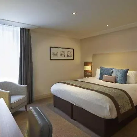 The Clermont London, Charing Cross 4* Londýn