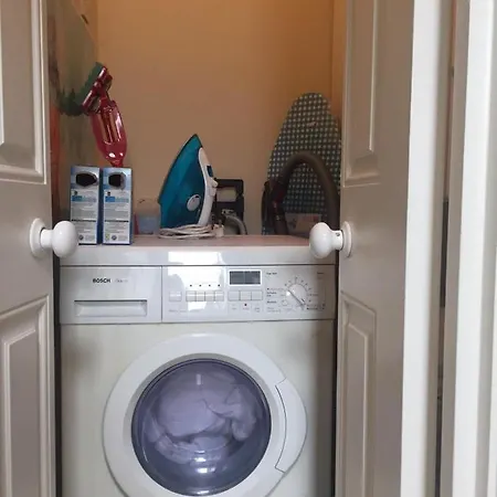 Lovely 2 Bedroom On The Corner Of Portobello Road Apartment London