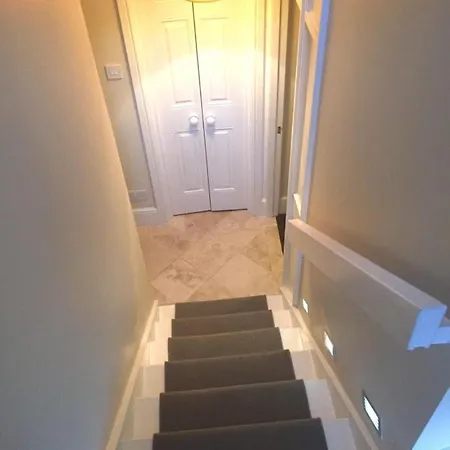 Apartment Lovely 2 Bedroom On The Corner Of Portobello Road