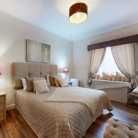 דירה Park Lane Apartments/shaw House