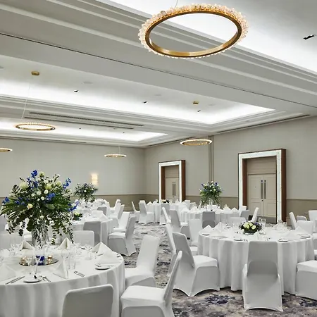 Marriott Canary Wharf 5*