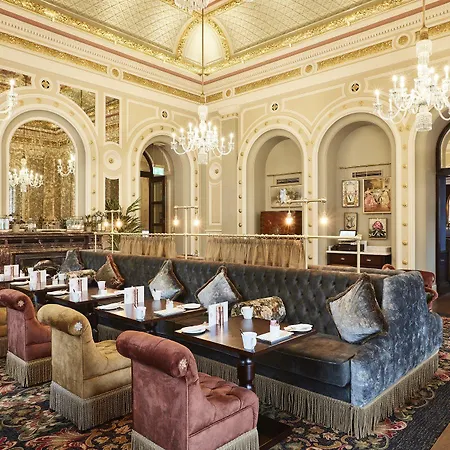 The Clermont London, Charing Cross 4* Londýn