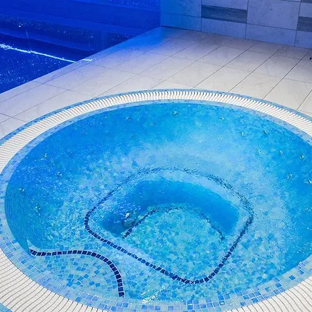 Atrium Heathrow Otel 4*