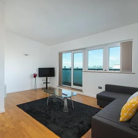 Skyvillion - 3bed Penthouse Near Airport, O2 Arena, Excel Centre With Parking * London