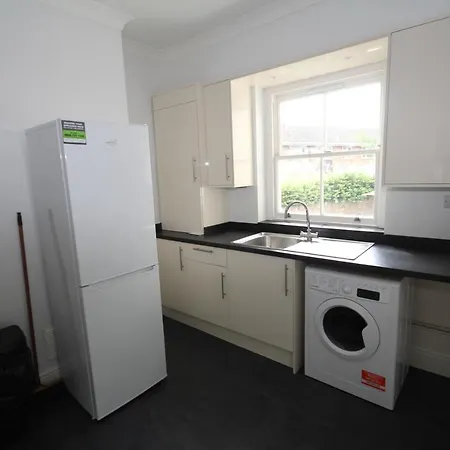 Apartment Hill Court, Uxbridge Hillingdon
