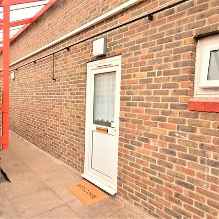 Spacious 2bedroom With Patio By Excel Centre London
