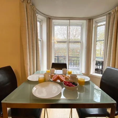 Stylish Apartments In Victoria & Westminster Apartment