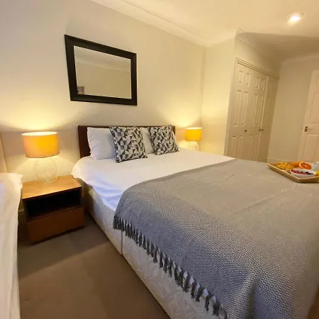 Stylish Apartments In Victoria & Westminster