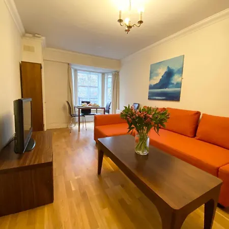 Stylish Apartments In Victoria & Westminster Apartment