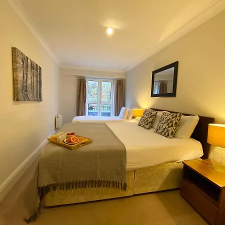 Stylish Apartments In Victoria & Westminster Apartment *