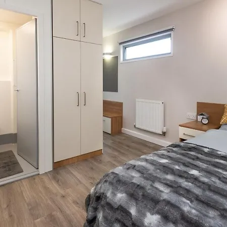 Chic And At Chapter South Bank In Apartament Londyn