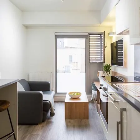 Apartament Chic And At Chapter South Bank In