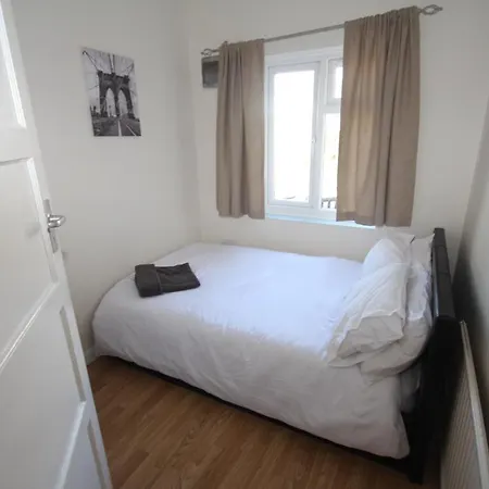 Deane House Σπίτι διακοπών Ruislip