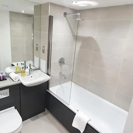 Apartment Garland Modern 3 Bedroom House Westfield - Stratford London