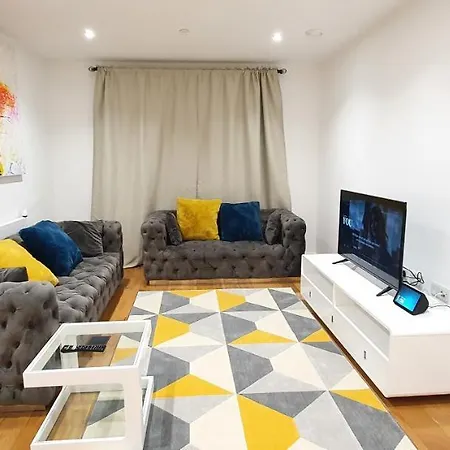 Apartment Garland Modern 3 Bedroom House Westfield - Stratford London