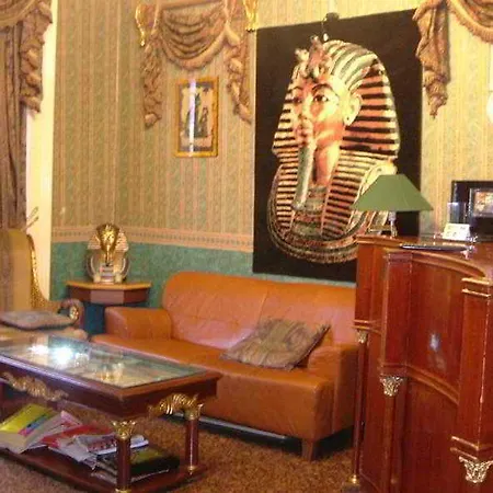 Hotel Mina House 2*