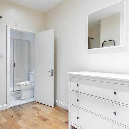 Mayfair By Capital Apartment