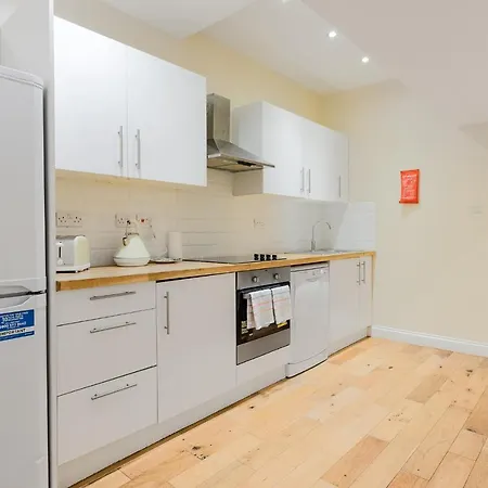 Mayfair By Capital Apartment *
