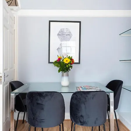 Mayfair By Capital Apartment